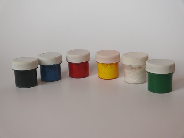 11. Слово гуашь какого рода?