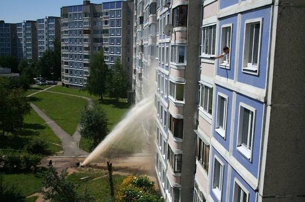 2. О, горячую воду дали!