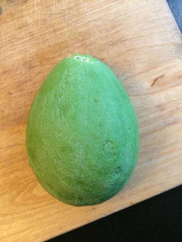13. Голенький авокадо. Как вам?