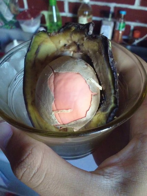 14. А вот его косточка без кожуры заставляет поежиться