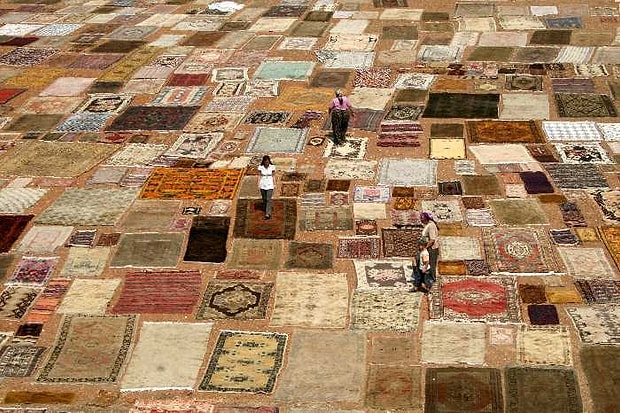 milyonlarca liralik halilari tarlaya serdiler iste antalya nin hali tarlalari