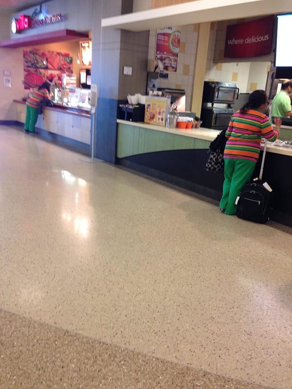 13. Они даже проголодались одновременно...