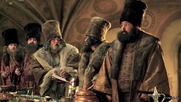 2. Какой правитель ввел налоги на бороду и домашние бани?