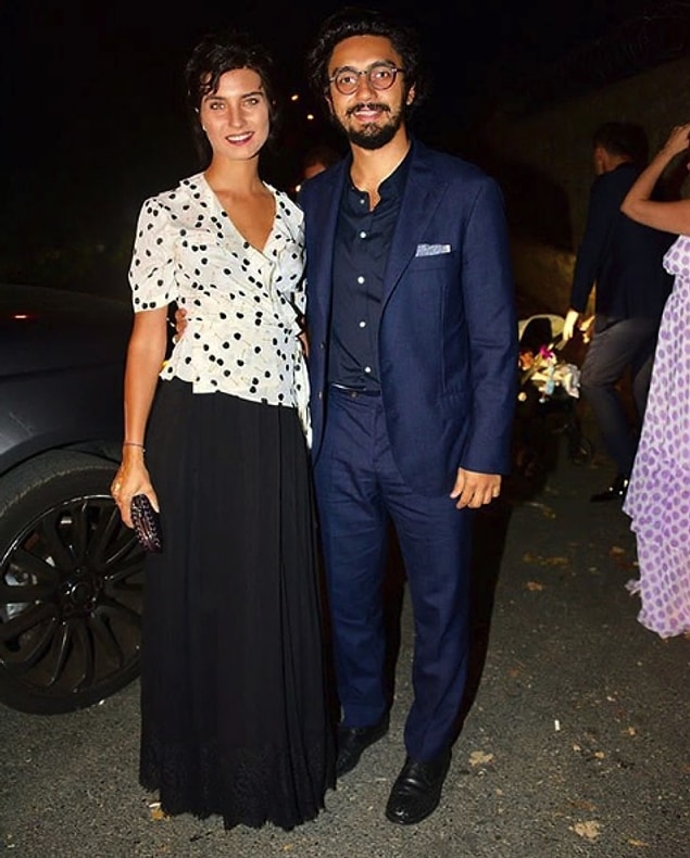 Tuba Büyüküstün ve sevgilisi Umut Evirgen,