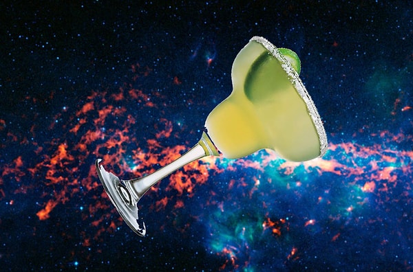 10. В космосе достаточно алкоголя, чтобы сделать 4 триллиона пинт