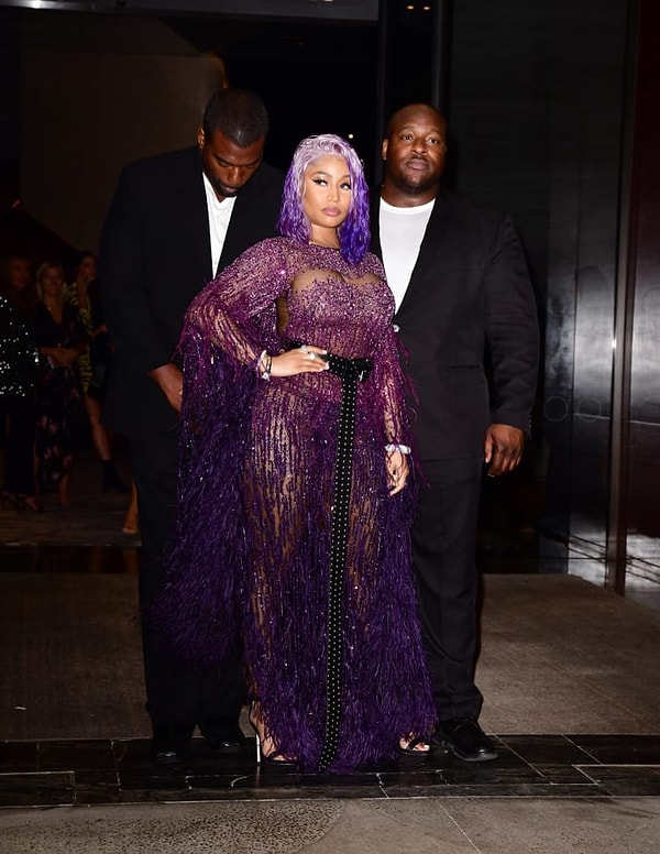 3. Любящая удивлять певица Ники Минаж