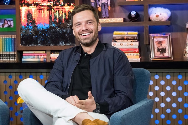 2. Себастиан Стэн бегло разговаривает... по-румынски!