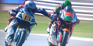 225 Kilometre Hızla Giden Rakibinin Fren Kolunu Çeken Moto2 Yarışçısı