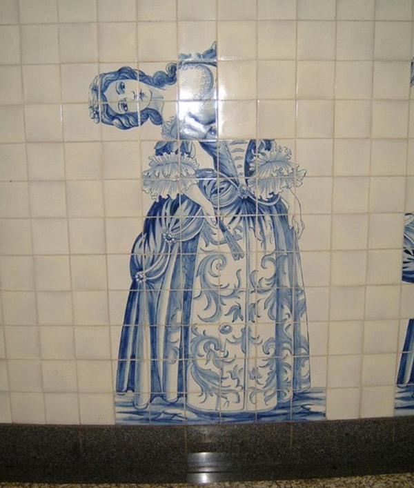 18. Слышали про Почти Безголового Ника? По ходу это его подружка