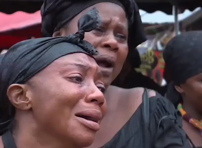 Gana'da Para Karşılığında Cenazelerde Ağlayan Kadınlar: 'Bu Gayet Normal Bir Şey, Hepimiz Bir Gün Öleceğiz'