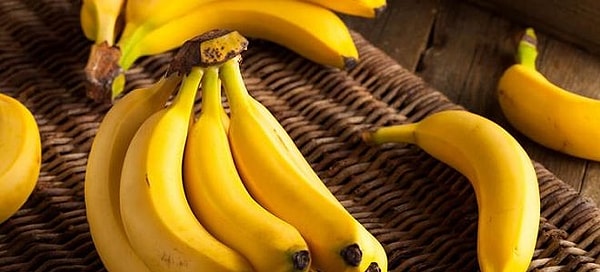 7. Где нужно держать бананы, чтобы они не темнели?