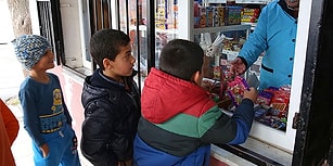 Veliler Alışverişleri Takip Edebilecek: Okul Kantinlerinde Nakit Sona Eriyor, Kart Geliyor