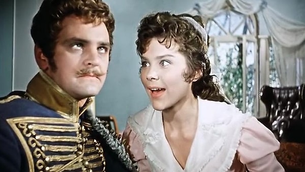 7. В каком фильме герои говорили стихами?