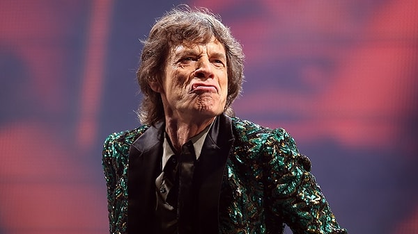 5. Вы когда-нибудь мечтали о том, чтобы стать рок-звездой?