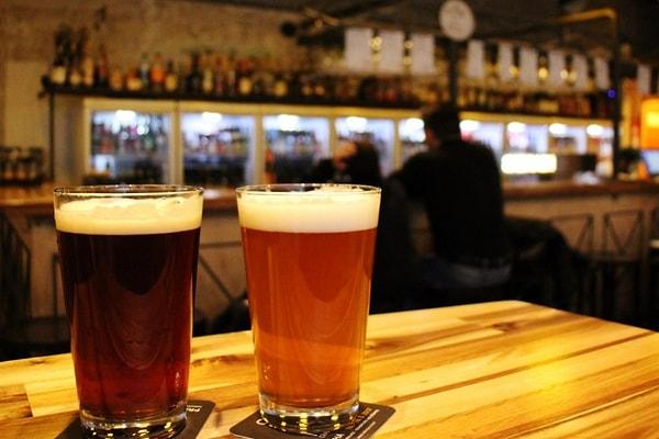 21. Çek Cumhuriyeti, dünyada kişi başına en yüksek bira tüketilen ülkedir. Bilinen ilk bira fabrikası ise 993 yılında kuruldu.