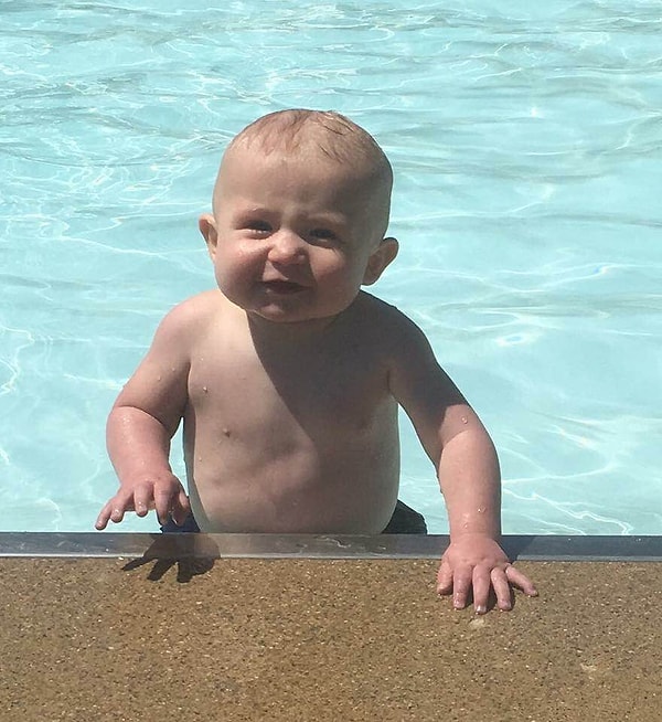 10. Следователи пока пожимают плечами и надеются, что осмотр мальчика доктором сможет прояснить ситуацию. После осмотра судья будет решать, судить ли парня, как взрослого.