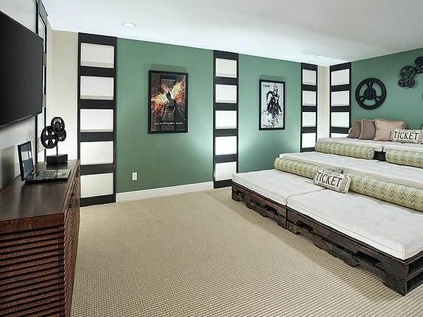 #11 Мебель можно сделать и своими руками. Например, из вот таких самых обычных деревянных ящиков: