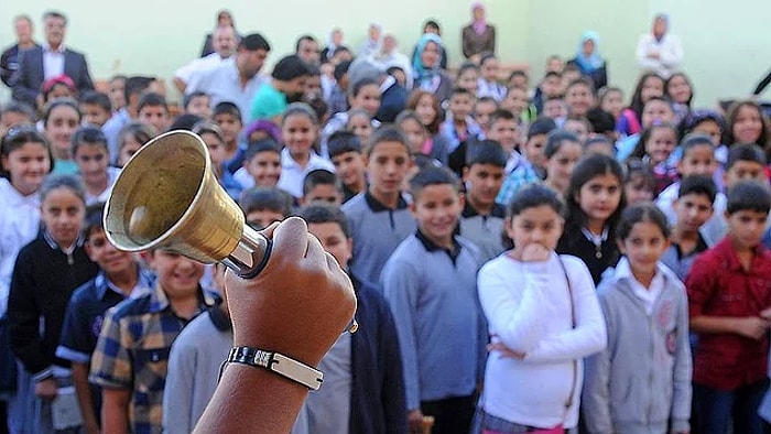 Teneffüs Değil, Uyarı Zili Çalıyor! Türkiye Eğitime Katılımda ve Eşitsizlikte OECD Sonuncusu