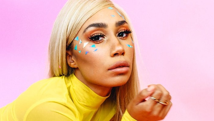 Мифы о макияже, в которые вам давно пора перестать верить