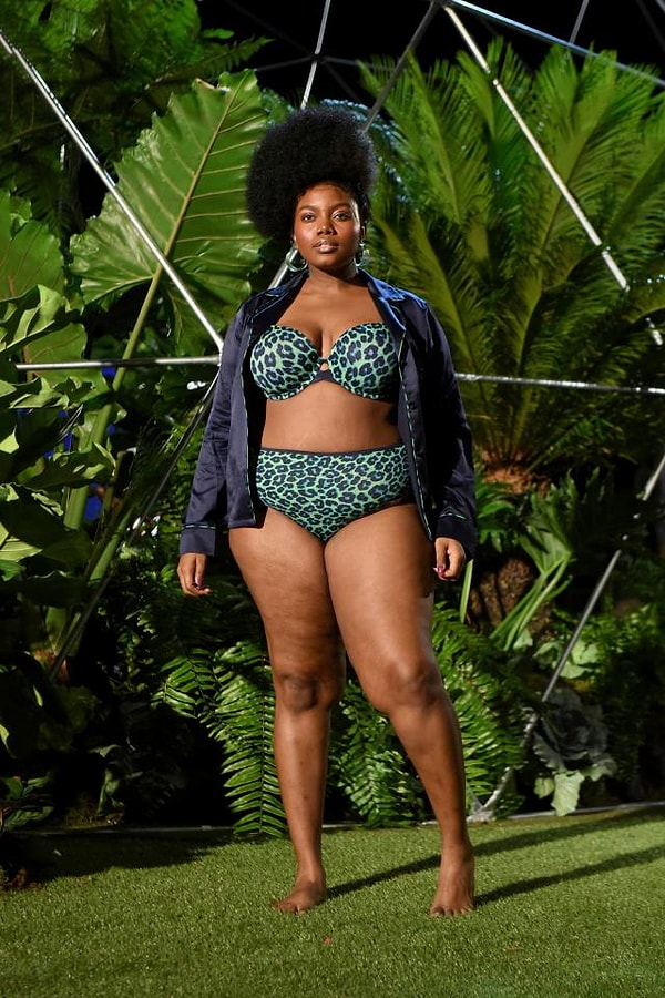 4. И, по слухам, не оставило равнодушным никого.