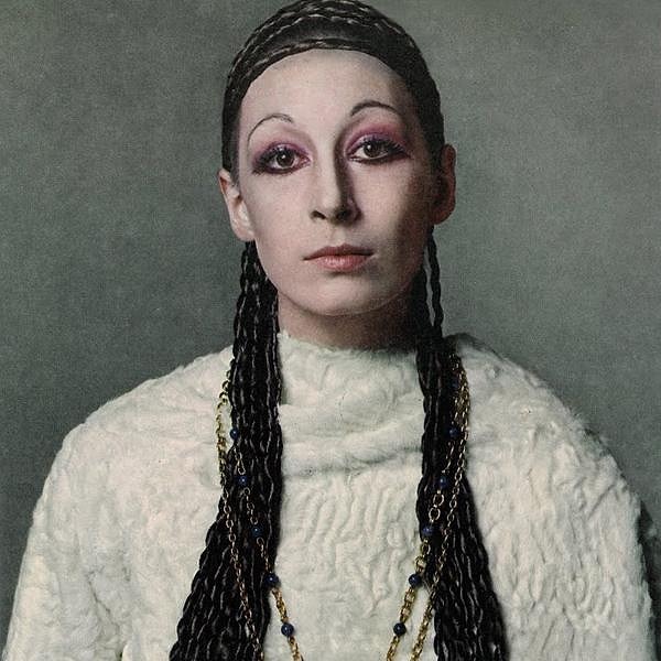 7. Анжелика Хьюстон