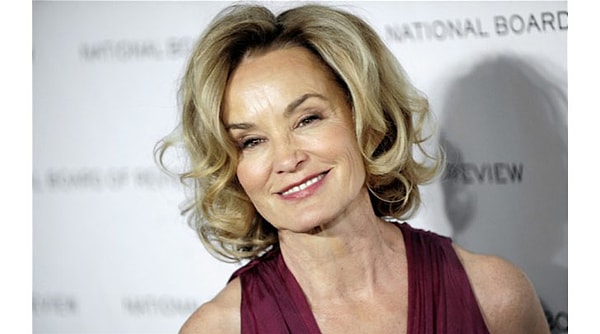 Сейчас Лэнг 69. Актриса все еще продолжает сниматься.