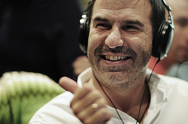 2. Улыбаться приятно, это физически приятно. Ещё приятнее смеяться. А хохотать – это же просто удовольствие!