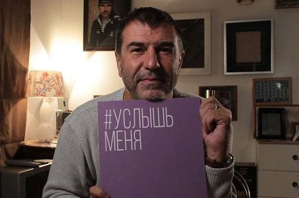 8. В жизни, как известно, за всё приходится платить. Но почему-то не покидает ощущение того, что в счёт включены солидные чаевые.