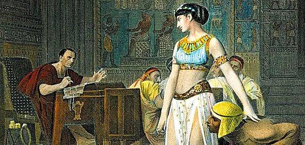 6. "Sesi; istediği her titreşimi çıkarıp, istediği her dili kullanabildiği çok telli bir müzik aleti gibiydi"... Romalı ünlü tarihçi Plutarkhos, Kleopatra'yı böyle tanımlıyordu.