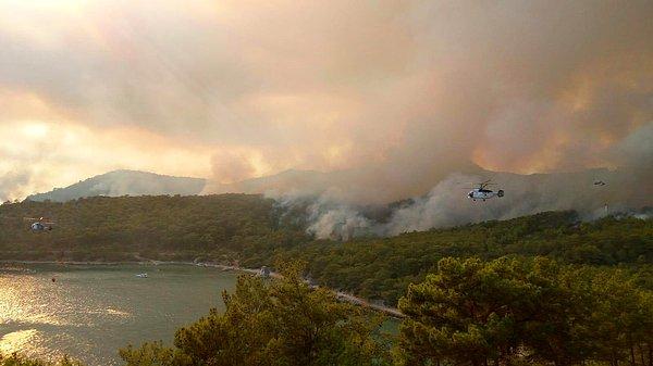 Sabah saatlerinde başlayan yangına 7 helikopter, 4 amfibik uçak, 50 arazöz ve yüzlerce orman işçisi ile müdahale ediliyor.