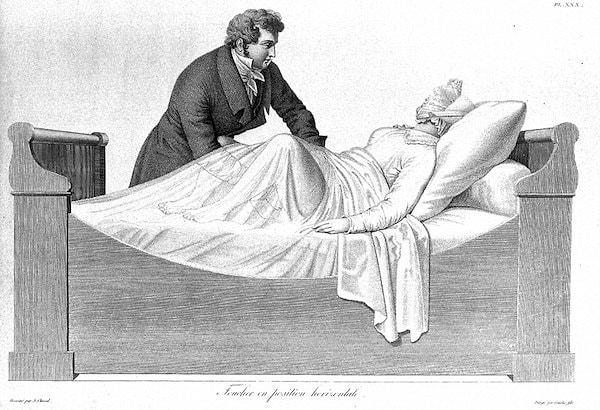 65. 19. yüzyılda doktorlar histeriden muzdarip pek çok kadını tedavi ediyordu... Histeri, huysuzluk, gerginlik, asabiyet ve sorun çıkarma eğilimi ile kendini gösteren bir hastalık olarak biliniyordu. Tedavisi ise doktorun kadın hastayı eli ile uyararak orgazma ulaştırmasıydı. Doktorlar bu işten yorulduğunda, vibratörü icat etmenin vakti gelmişti.