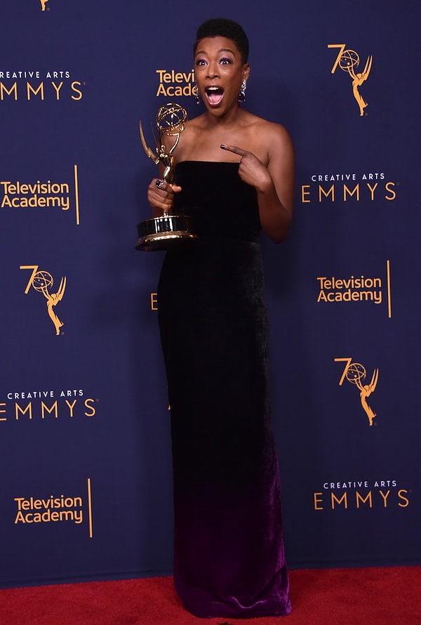 21. Лучшая приглашенная актриса в драматическом сериале - Самира Уайли ("Рассказ служанки")