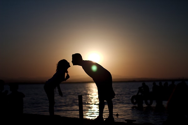 2. Предположим, что у тебя все-таки есть такая суперсила. Ты ведь не станешь влюблять в себя каждого, кто встретится на твоем пути?