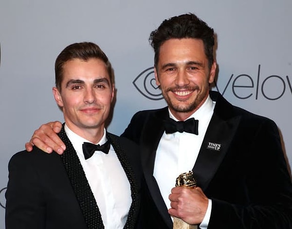 7. Есть мысли относительно того, кто из братьев Франко - старший?