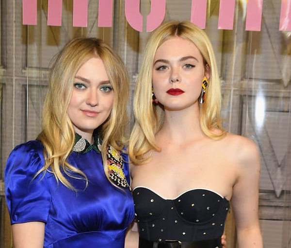 8. Которая из сестер Фаннинг старше?