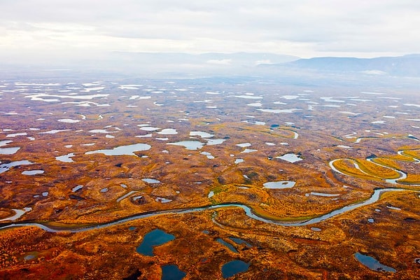 4. Самый большой полуостров России?