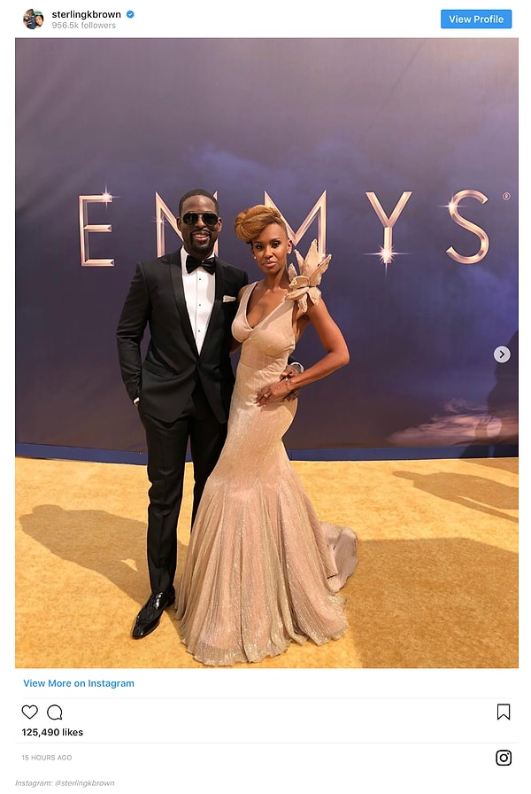 14. Стерлинг Браун поделился большим количеством фото с церемонии, включая этот трогательный снимок со своей женой Райан.