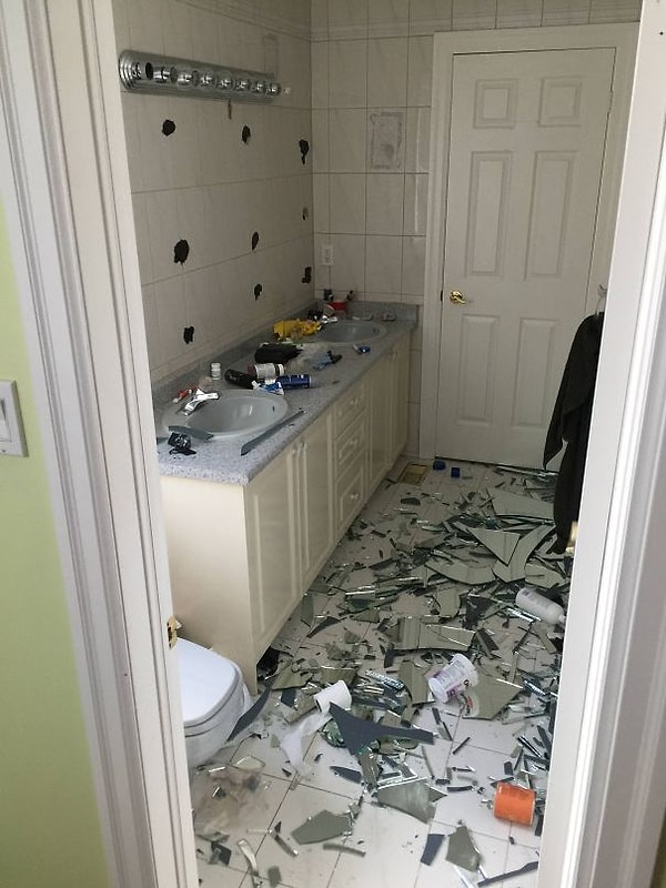 24. "Ну с возвращением меня домой..."