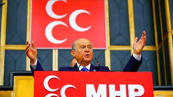 İstanbul'dan aday çıkarmayacaklarını açıklayan Bahçeli, Ankara ve İzmir üzerinde çalıştıklarını açıkladı.