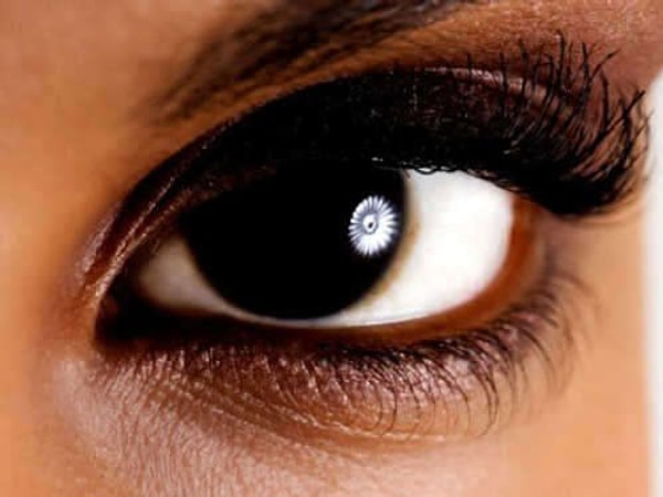 Темно-карие глаза!