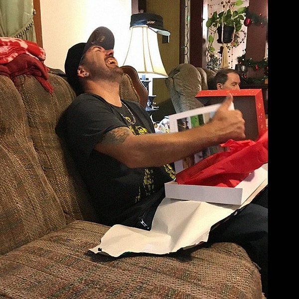 А ваши друзья оценили бы такой подарок?