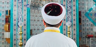 Soruşturma Başlatıldı, Açığa Alındı! Camide Kadınla Yakalanan İmam Polise 40 Dakika Kapıyı Açmadı