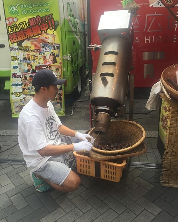 4. Жареные каштаны.