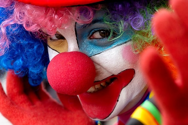 5. Откуда в русский пришло слово "клоун"?