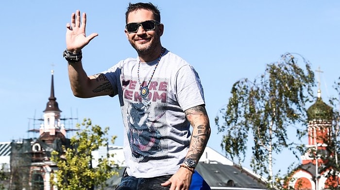 У нас гости: чем занимался Том Харди в Москве