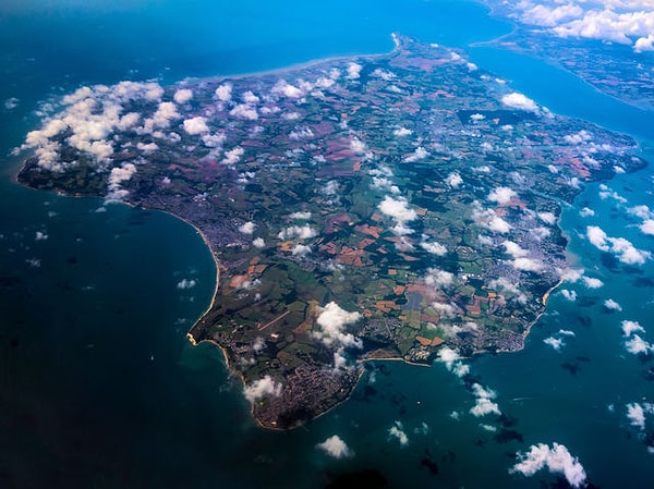 5. Как называется это менее экзотическое место?