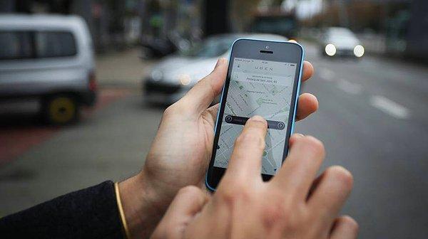 Uber yolcuları, UberXL seyahatleri için yolculuğu gerçekleştiren taşımacılık şirketi tarafından düzenlenen e-faturaya Uber profillerine giriş yaparak kolayca erişebilecekler.