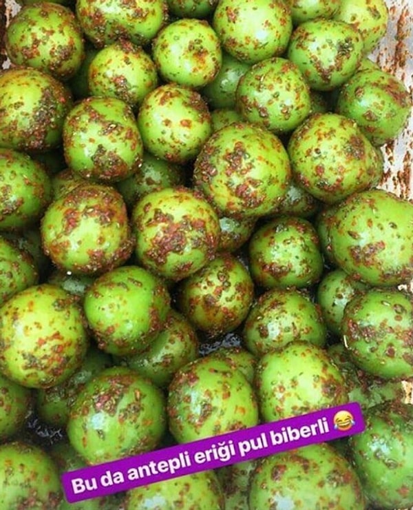 3. А это незрелая слива в паприке! Да, такое тоже едят)