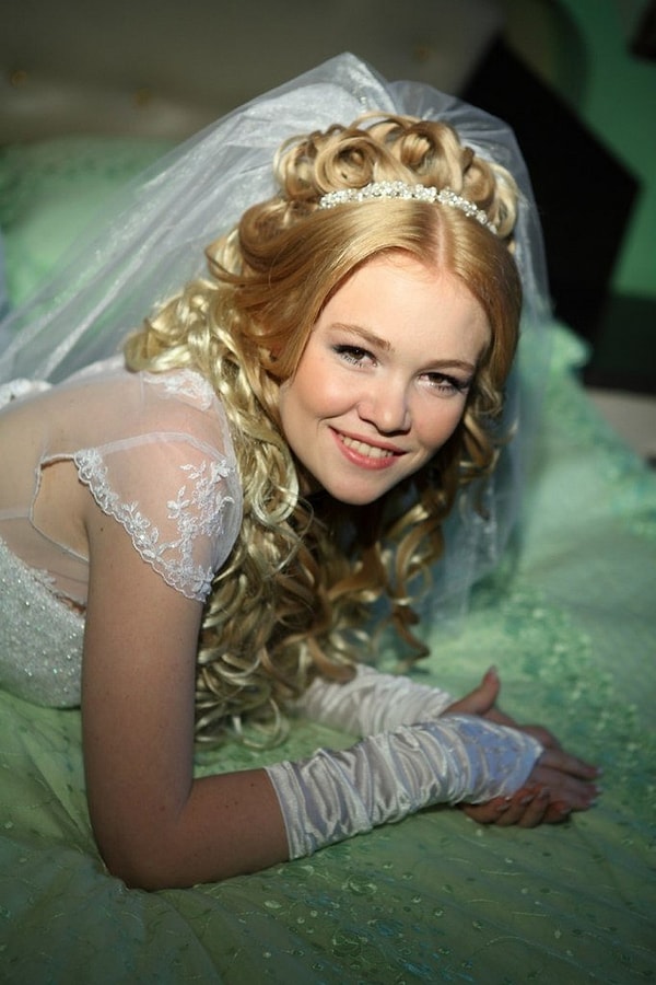 9. Как будто перед нами сама Джулия Стайлз. Помните ее в "10 причин моей ненависти"?