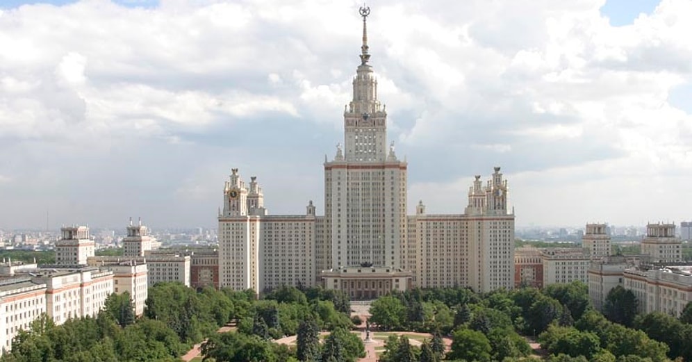 «Семь сестер» Сталина: интересные факты и городские легенды о культовых советских высотках